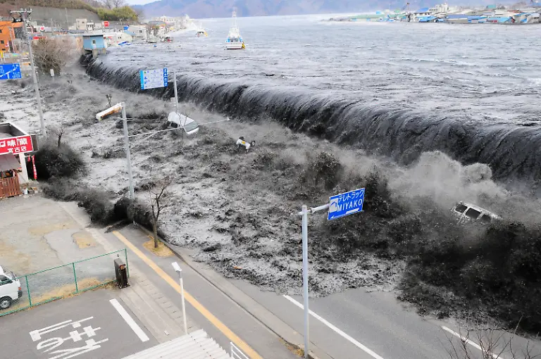 Tsunami-02