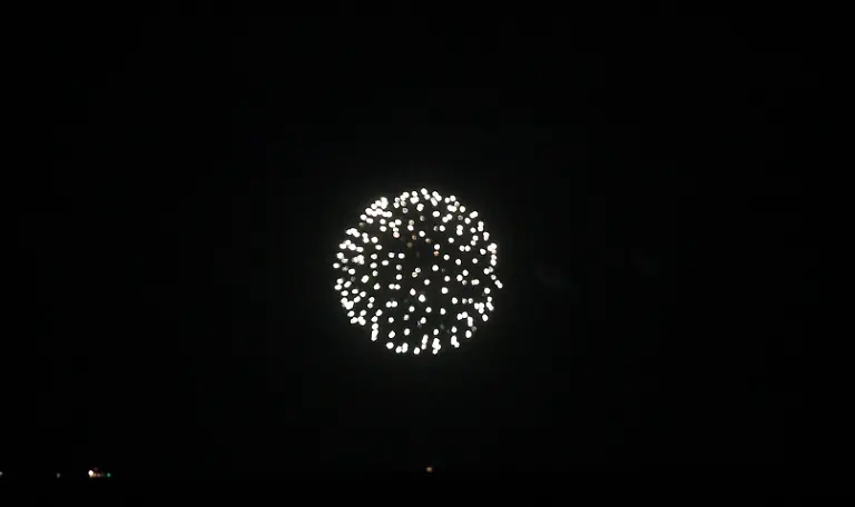 1323484124-jpg5995532924981055449