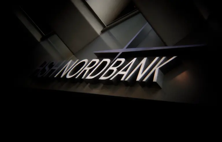 DI10098-20111207-jpg9044780923168611517