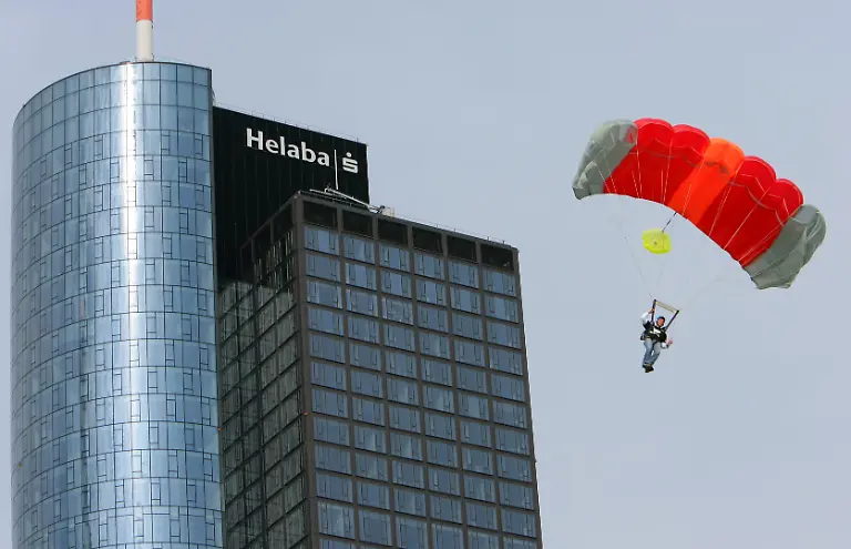 31rp1747-jpg925472107493634302