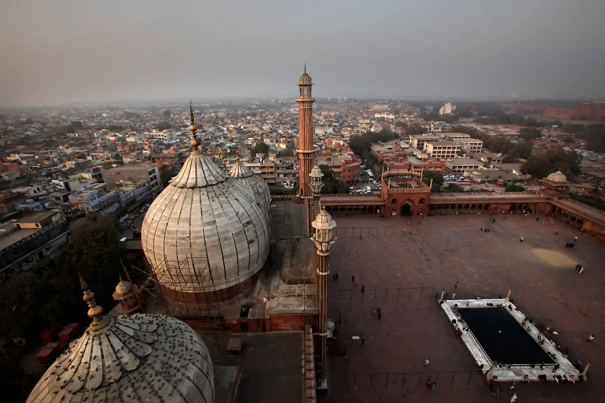 DAB1498-20111211-jpg2916704391663705074