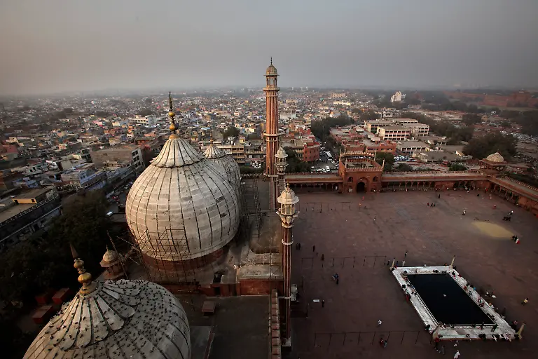 DAB1498-20111211-jpg2916704391663705074