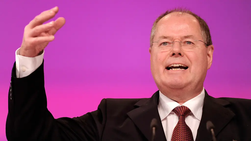 2011-12-06T120149Z-01-FBI20-RTRMDNP-3-GERMANY-JPG8004112388459576265