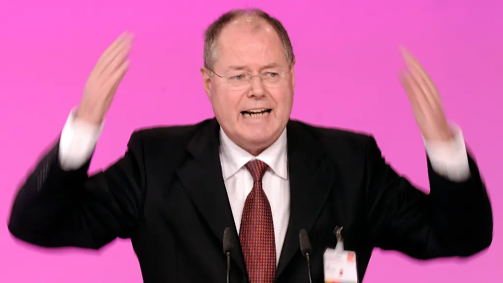 2011-12-06T093751Z-01-FBI04-RTRMDNP-3-GERMANY-JPG8444501422200086618