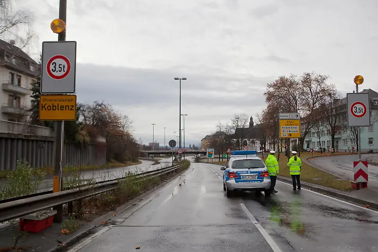 1323011065-jpg808062283555951472