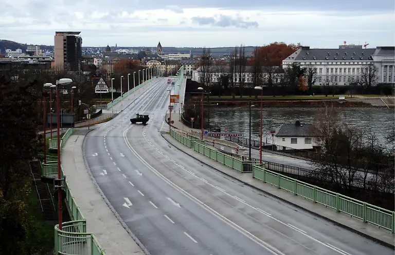 1323001478-jpg1406395541567050215