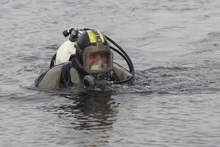 31id0158-jpg6251060255884021694