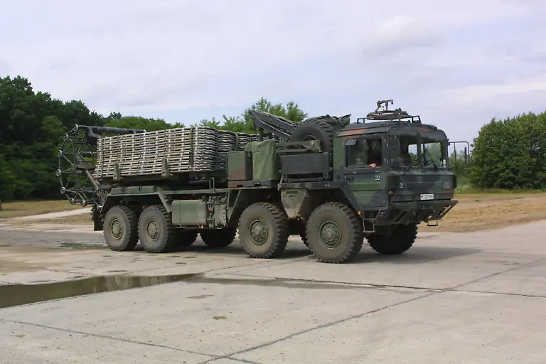 4906387353-3766cd19a6-o