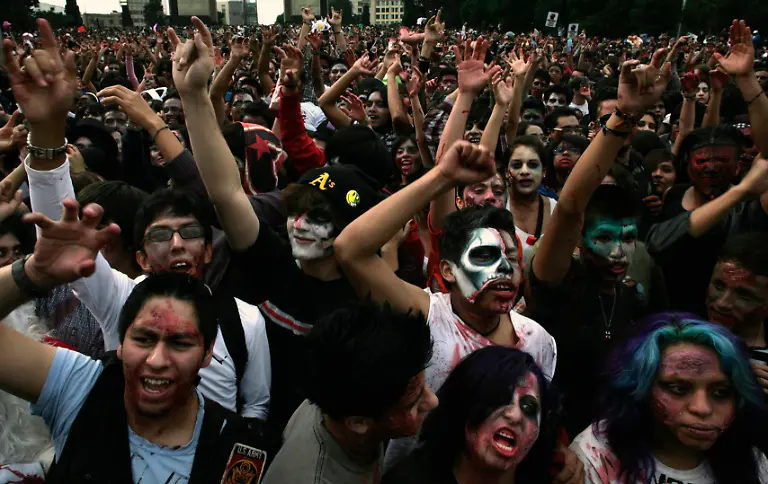 2011-11-27T072118Z-01-CJB13-RTRMDNP-3-MEXICO-JPG593359120158406416