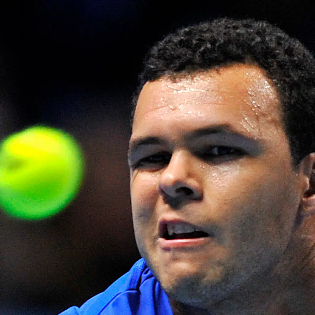 2011-11-26T222714Z-01-TOB537-RTRMDNP-3-TENNIS-FINALS-MEN-JPG3459815066473201265