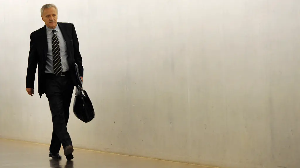 DI10439-20111123-jpg3180011925887650338