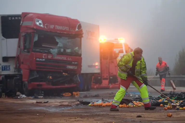 DI10067-20111123-jpg4678592097969898083