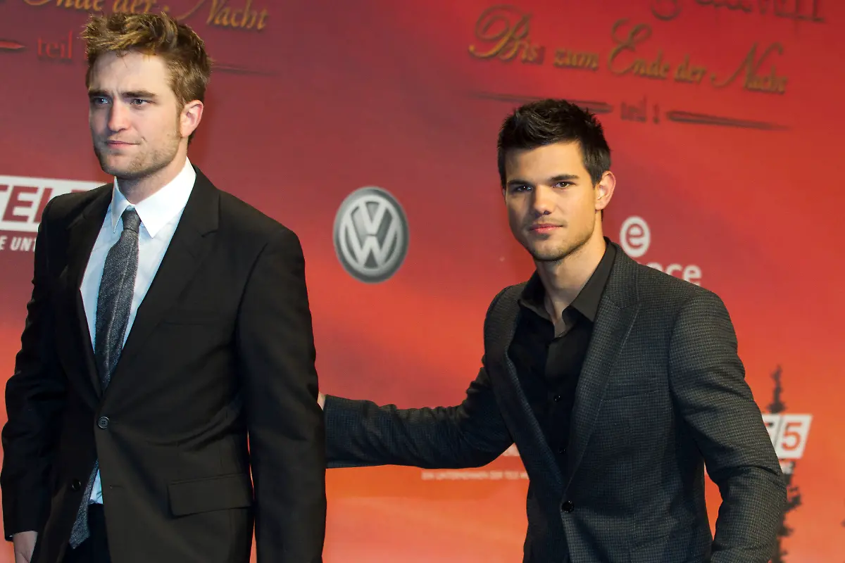 DAB2704-20111118-jpg4005181164985368265