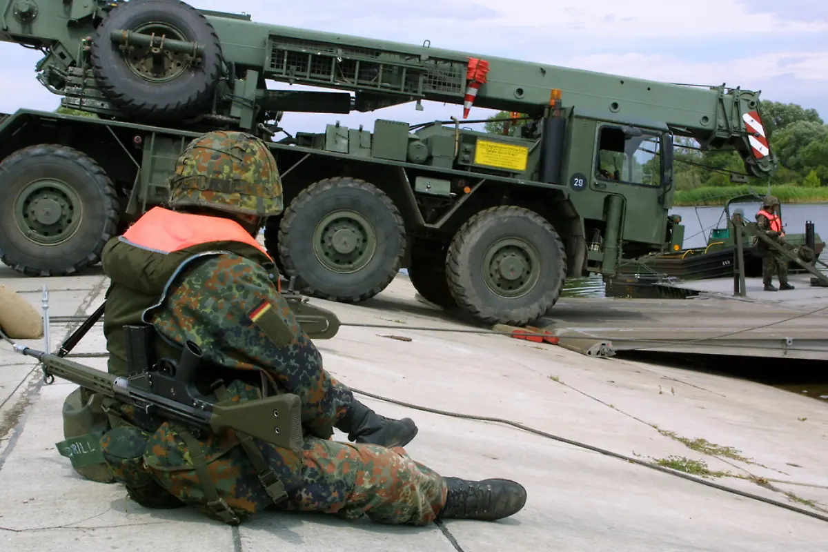 4906388589-893cac633d-b