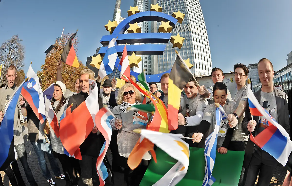 DI10144-20111121-jpg9194341282437923698