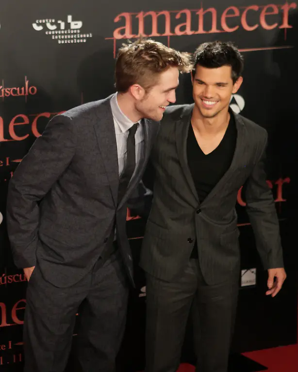 1321561519-jpg5209580877760912790