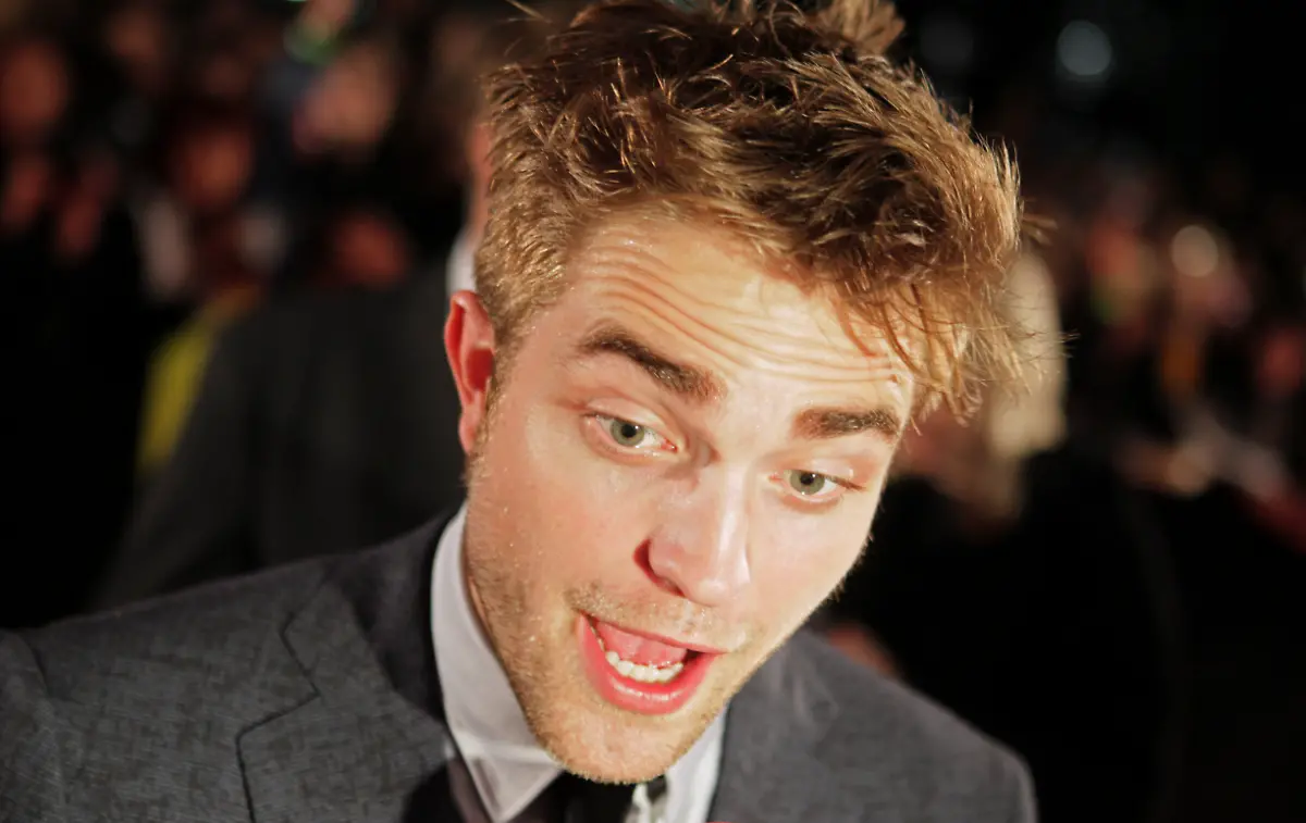 1321562829-jpg6488278620751041929