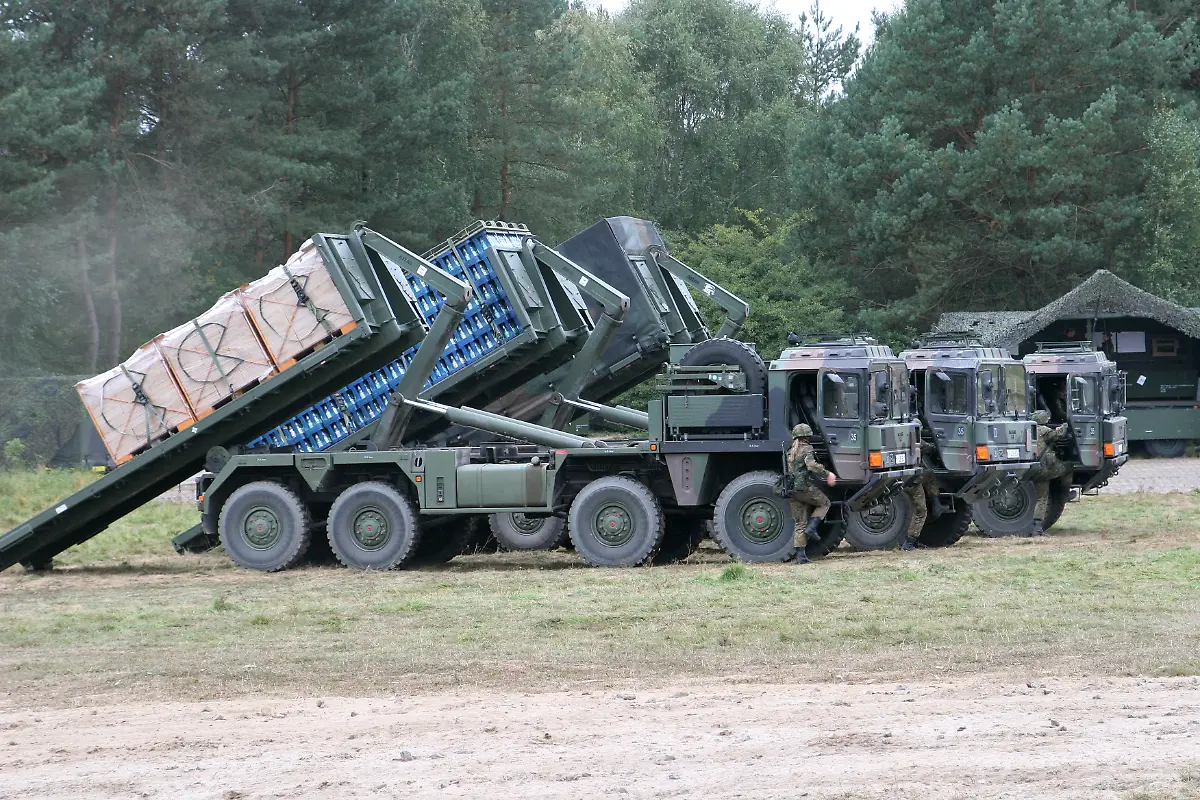 6171626317-f9c7b9bf78-o