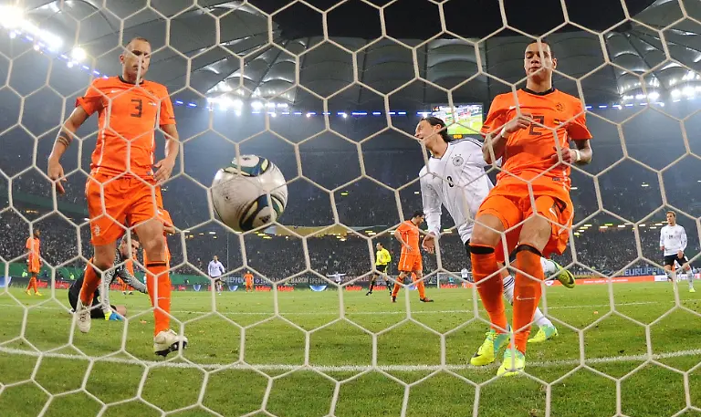 31cn0210-jpg1874617022133376625