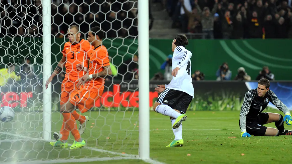 31cm2124-jpg1202375175749082385