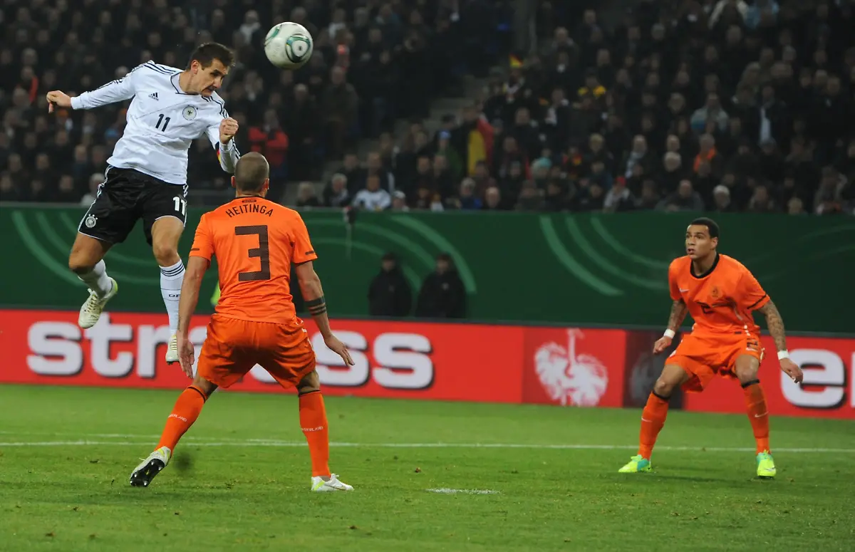 31cl2552-jpg2615819386158219161