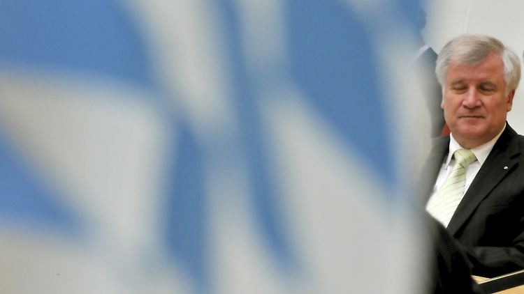Horst Seehofer steht für die Emanzipationsbemühungen seiner Partei.