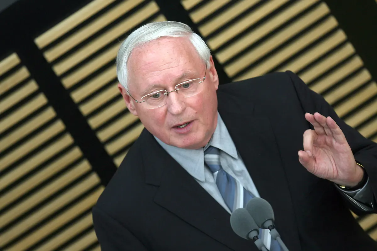 318y5715-jpg6070500813011904226