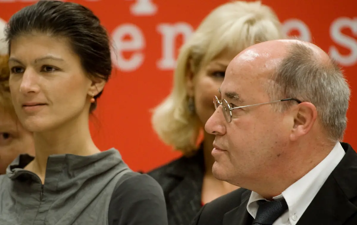 1320772601-jpg1218272331279985628