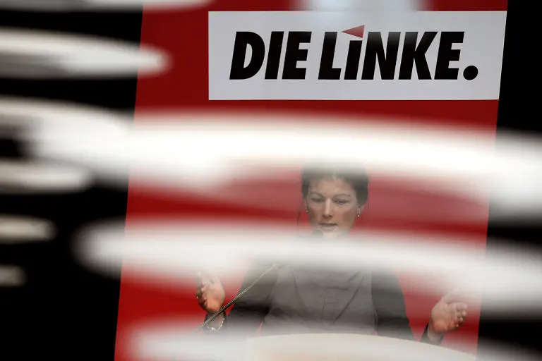 31b34839-jpg7079700015059311991