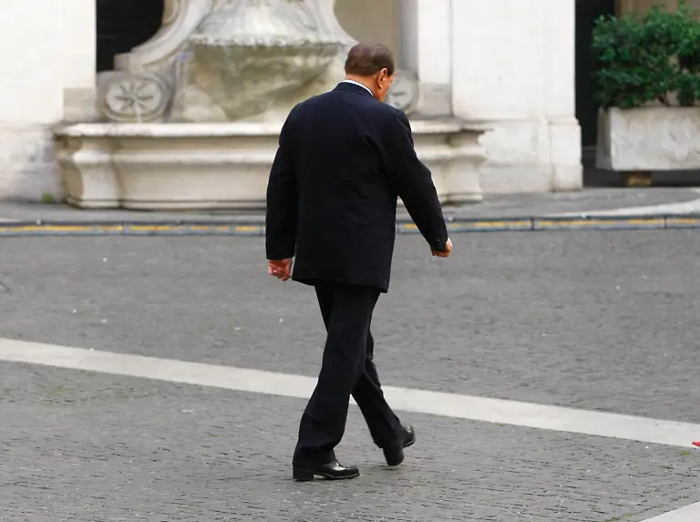 DAB2630-20111112-jpg7208561359960227072