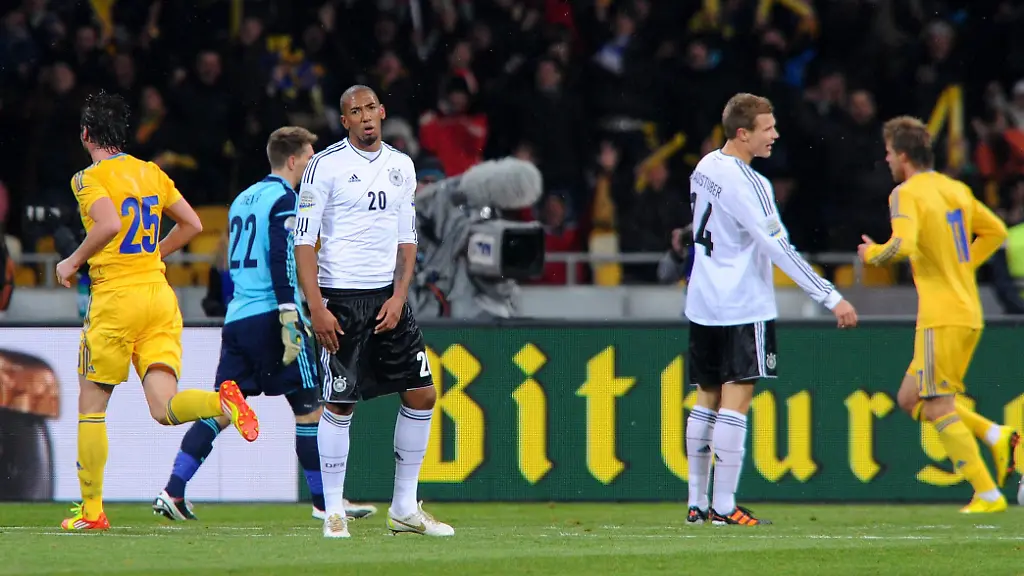 319x4320-jpg2376571117939857307