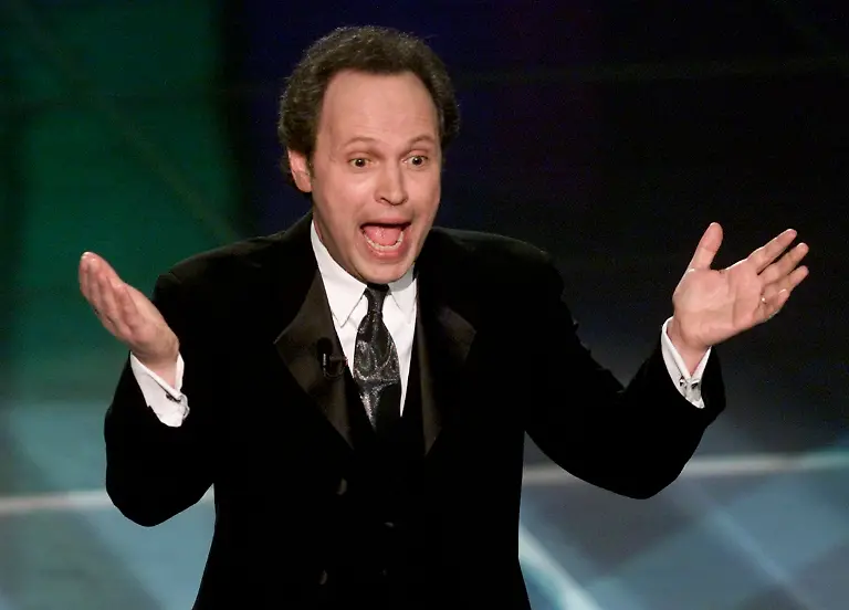 2011-11-10T235040Z-01-LOA07-RTRMDNP-3-FILM-OSCARS-BILLYCRYSTAL-JPG990354331435639249