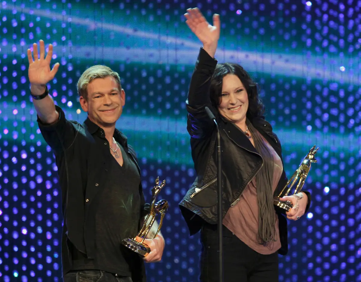 2011-11-10T232033Z-01-HPB176-RTRMDNP-3-GERMANY-BAMBI-JPG8843808760178359726