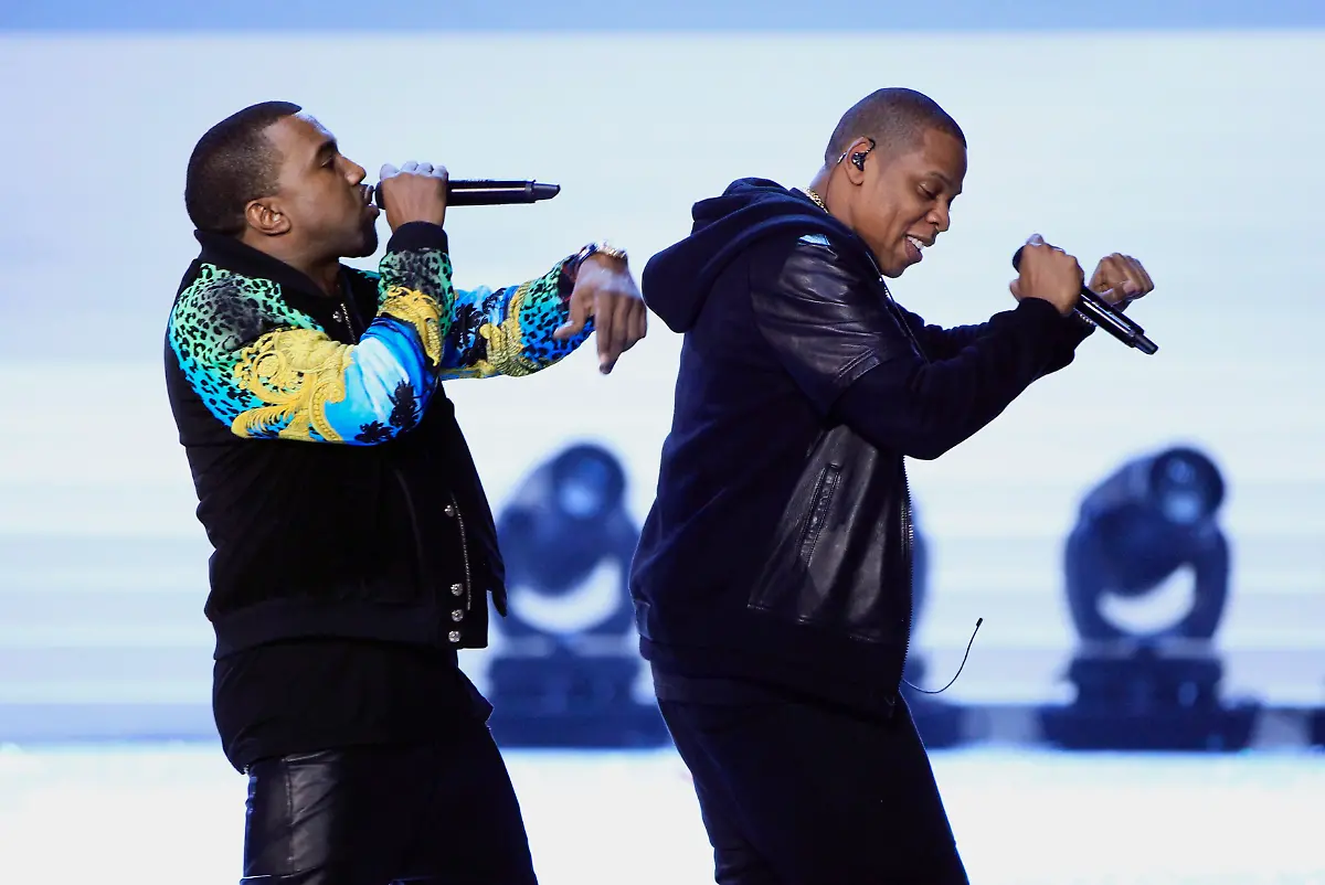 2011-11-10T043041Z-01-NYK932-RTRMDNP-3-USA-JPG5799162595797195688