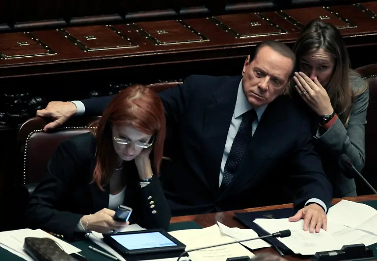 2011-11-09T054452Z-01-PXP513-RTRMDNP-3-ITALY-JPG697664284052781312