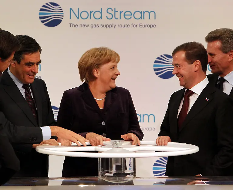 1320757715-jpg1759664494520264741