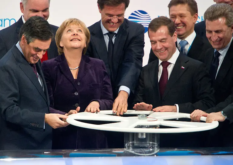 317q0108-jpg3286104488010493675