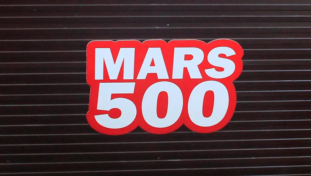 1320398654-jpg38690054083185811