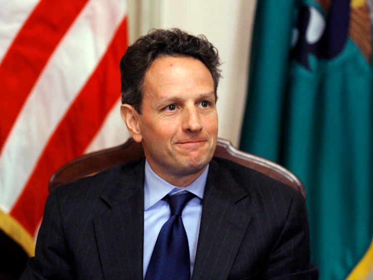 Sitzt qua Amt auf einem dicken Bündel hochspekulativer Papiere: US-Finanzminister Timothy Geithner.