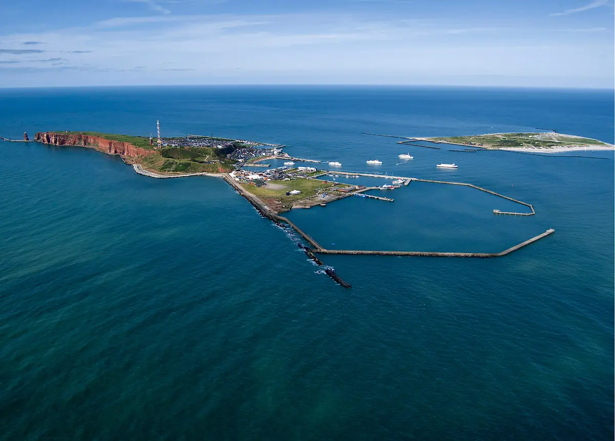 DI10154-20111101-jpg7453206586642592701