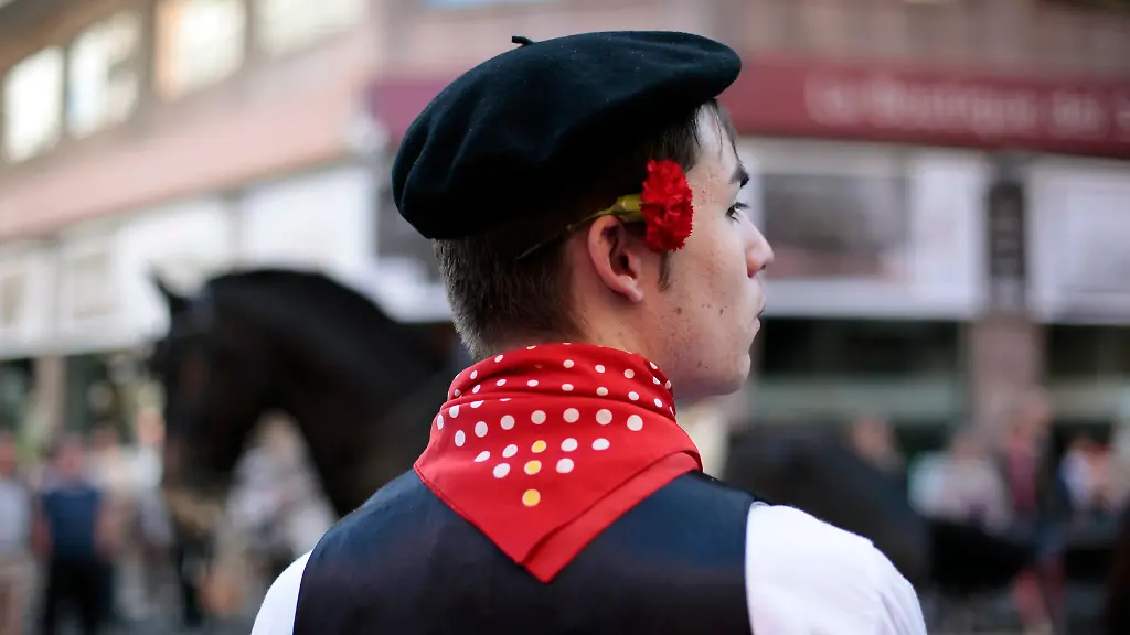 2011-10-30T160124Z-01-SVP103-RTRMDNP-3-SPAIN-JPG5923944550187800771