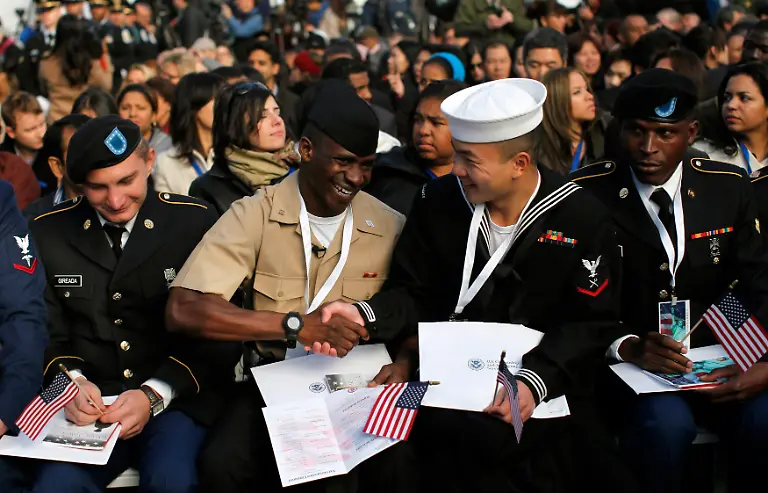 2011-10-28T165522Z-01-NYK325-RTRMDNP-3-USA-JPG4552850289869401532