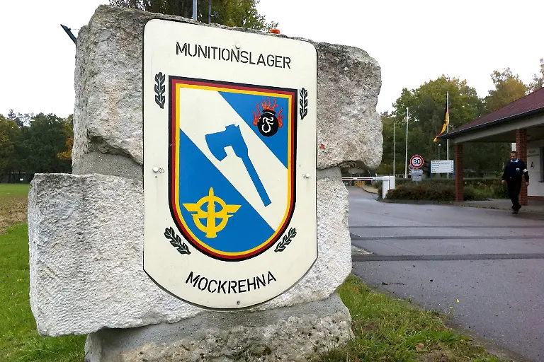 30yy5843-jpg3870743648265621356