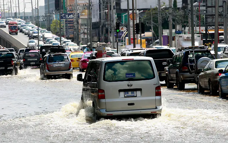 1319267912-jpg8942760229465253857