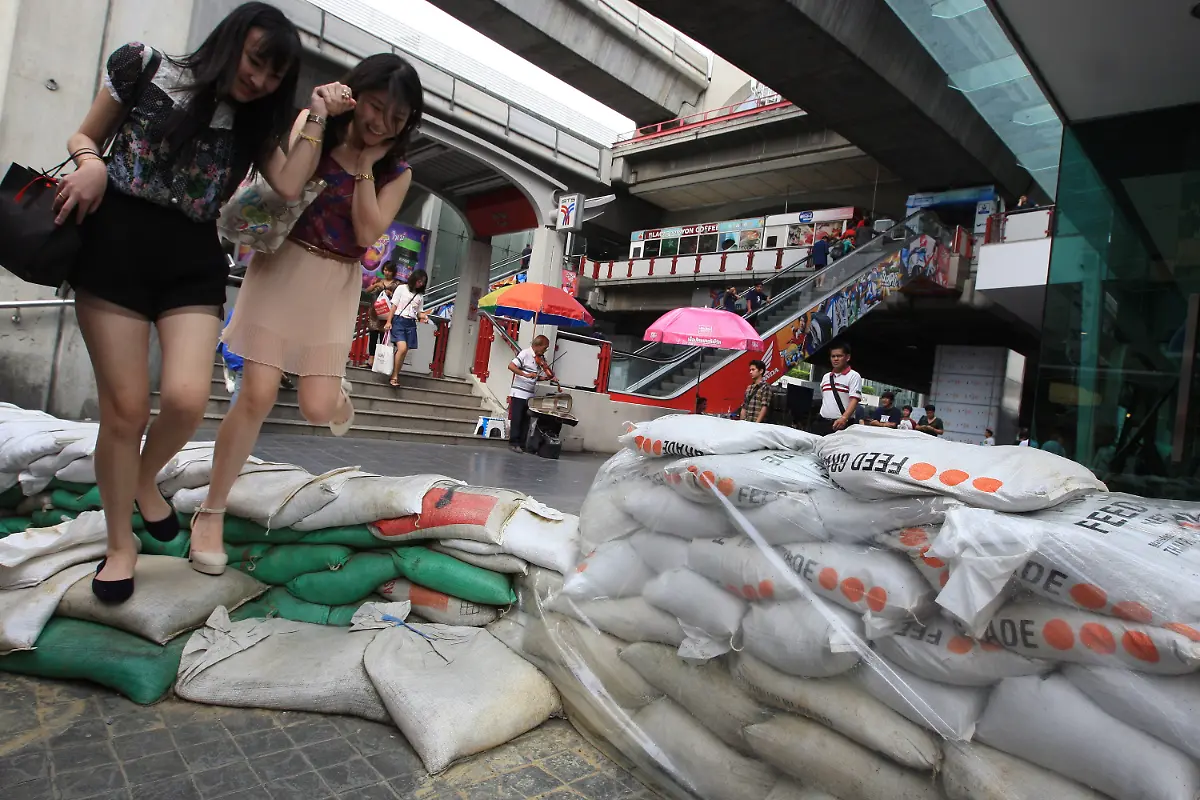 30v03945-jpg4945163963826743606