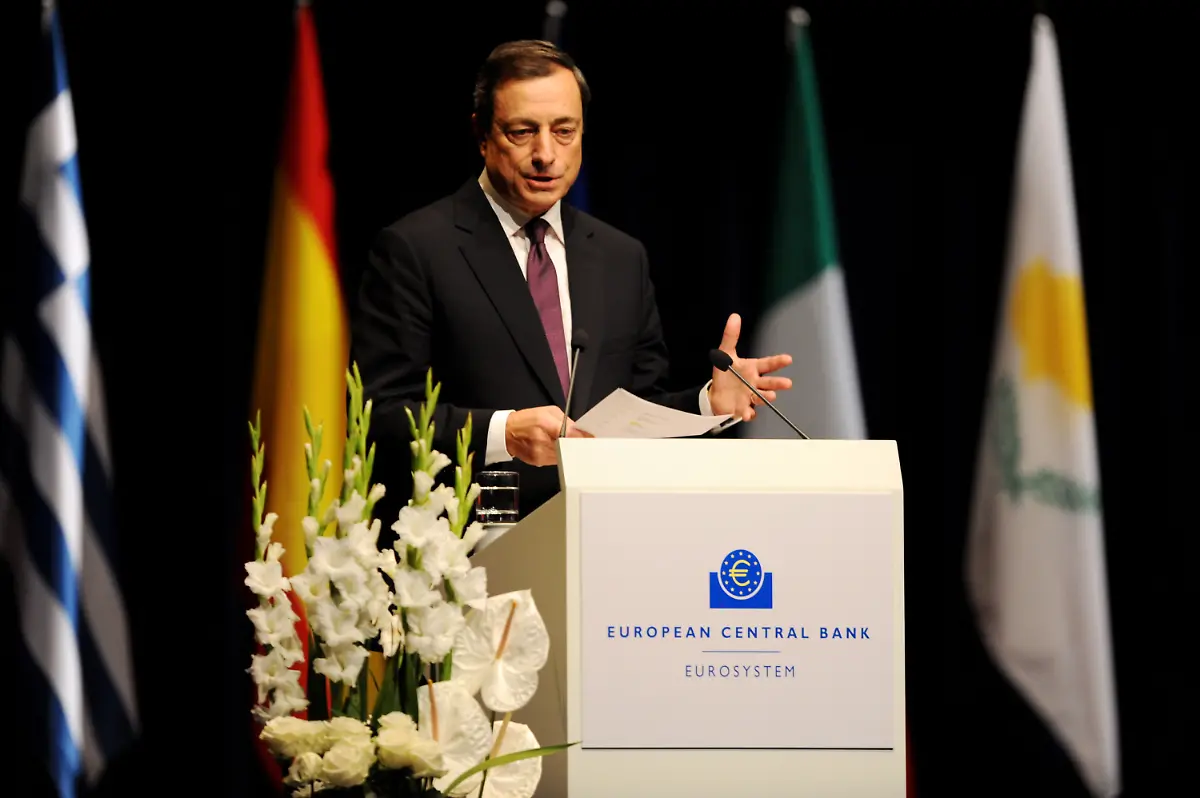 neu-Draghi-Abschiedfeier-Trichet