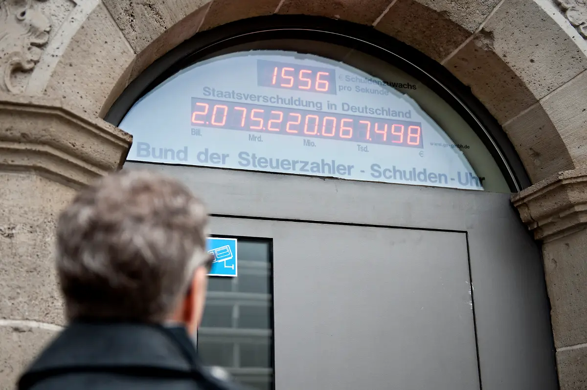 1319106019-jpg3891320631117481174