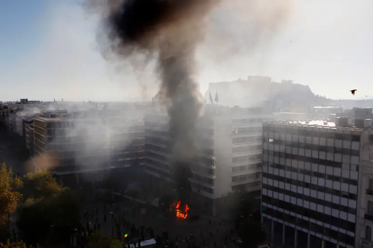 2011-10-19T142923Z-01-YAN15-RTRMDNP-3-GREECE-JPG8337227390486747276
