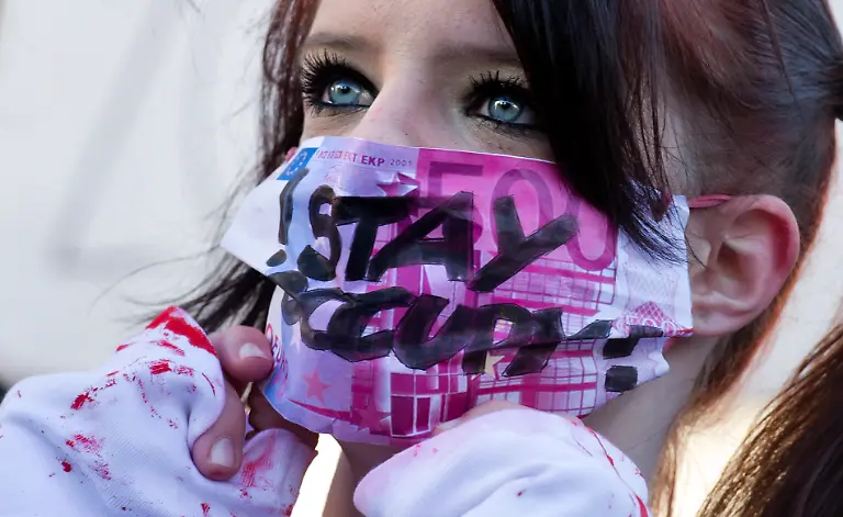 1318678592-jpg2907190625206176134