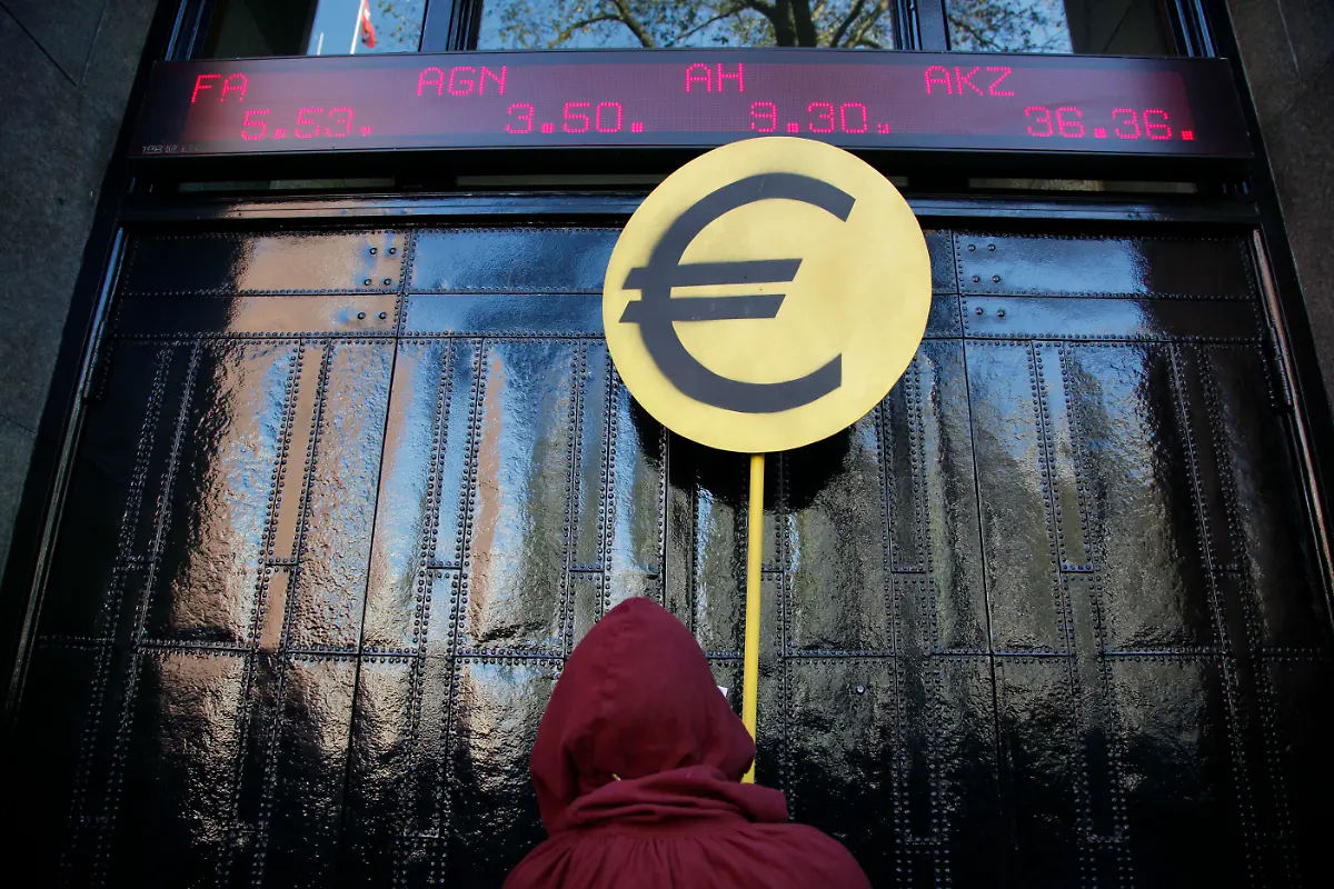 DAB2292-20111015-jpg3144014047241819638